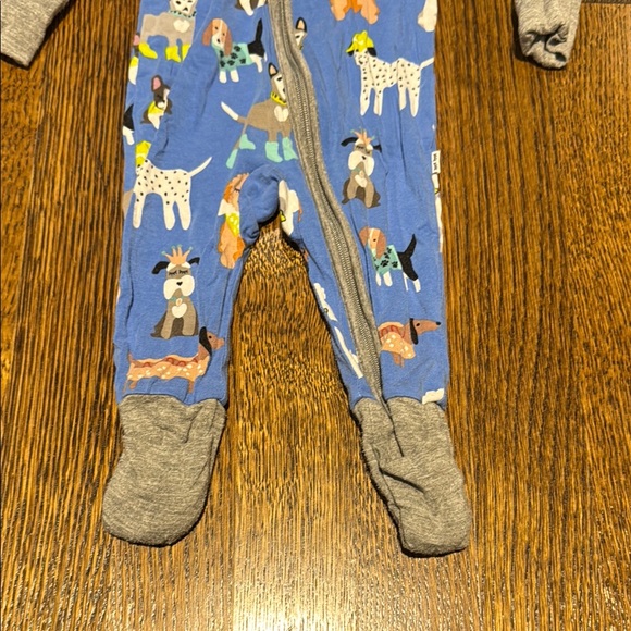 Little Sleepies DAPPER DOGS Print Footie - Picture 3 of 4